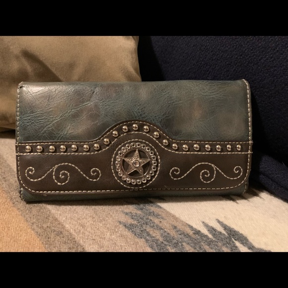 Blazin Roxx Purse & Wallet Set - Picture 4 of 5